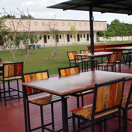 Surintara Resort Exterior photo